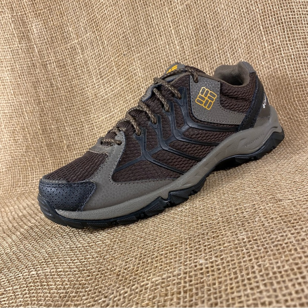 Columbia shoes hiking boots trail brown black yellow  Men's Size 7